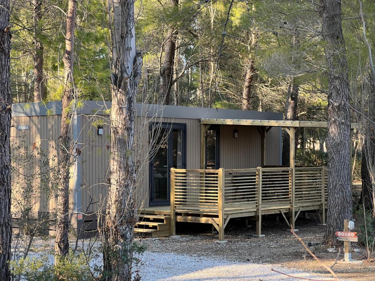 Camping La Peiriere Tuchan 外观 照片