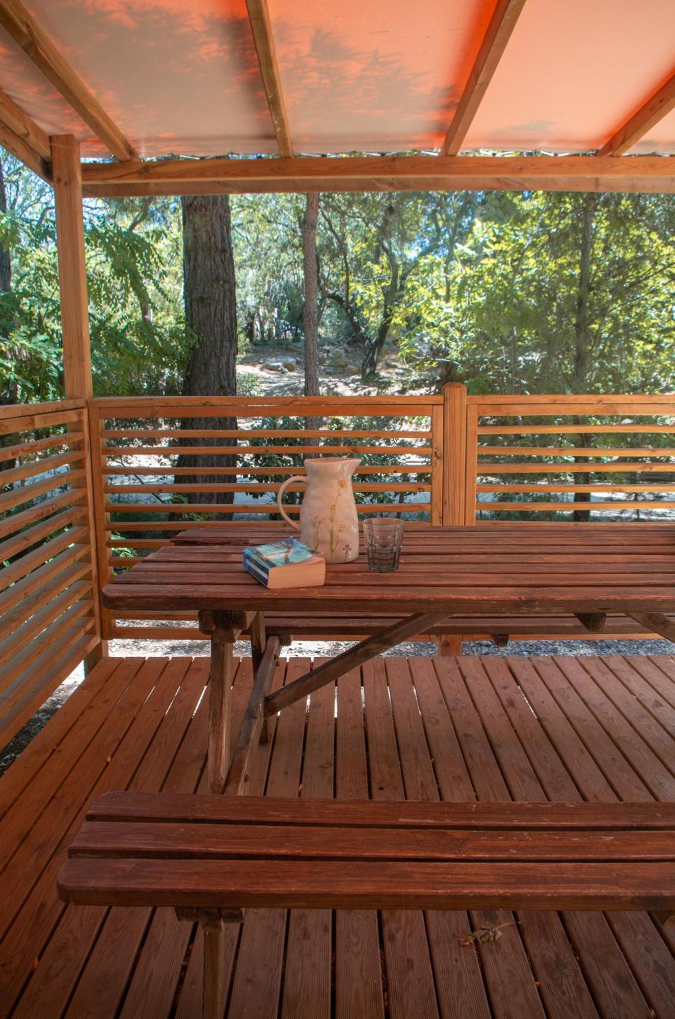 Camping La Peiriere Tuchan 外观 照片