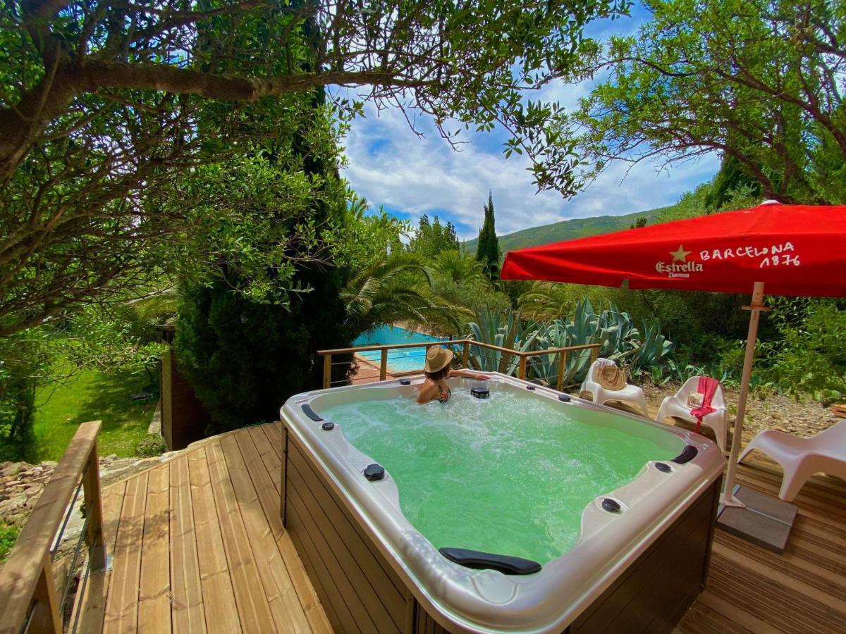 Camping La Peiriere Tuchan 外观 照片